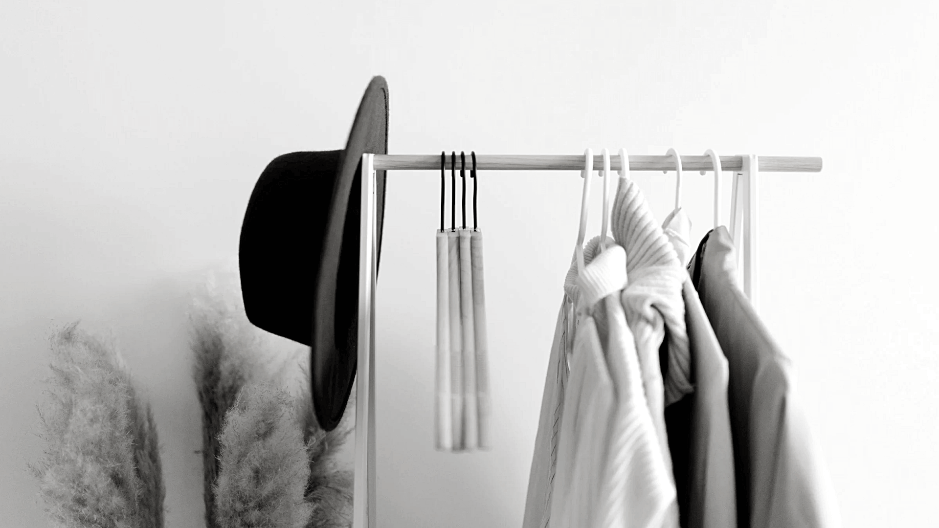 HOW TO START YOUR CLOTHING BRAND AND BUILD YOUR BRAND ONINE Word Nerd